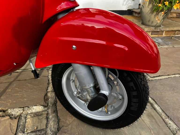 1967 VESPA SS90