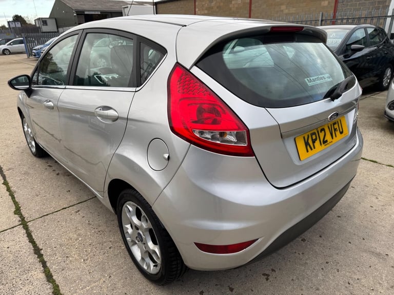 2012 Ford Fiesta 1.4 Zetec 5dr HATCHBACK Petrol Manual
