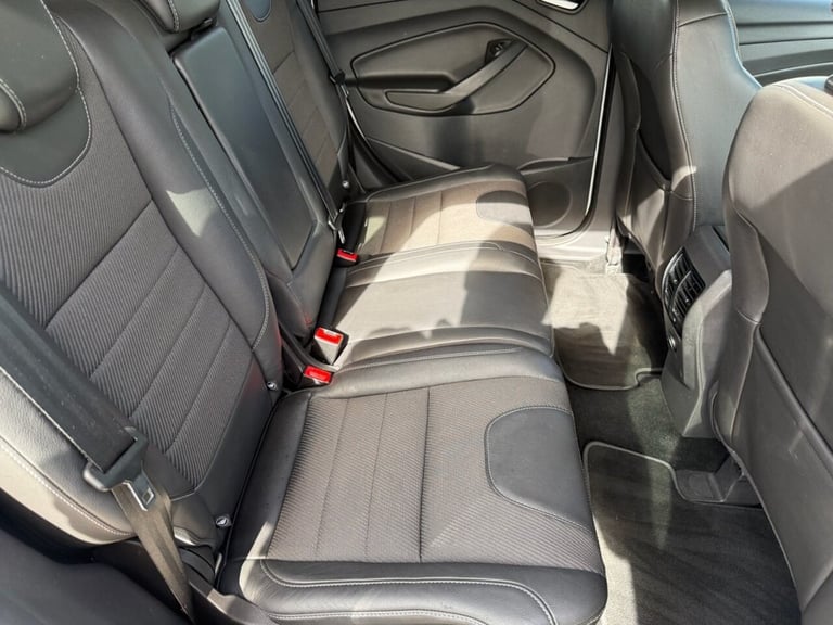 2016 Ford Kuga 2.0 TDCi Titanium SUV 5dr Diesel Manual 2WD Euro 6 (s/s) (150 ps) HATCHBACK Diesel...