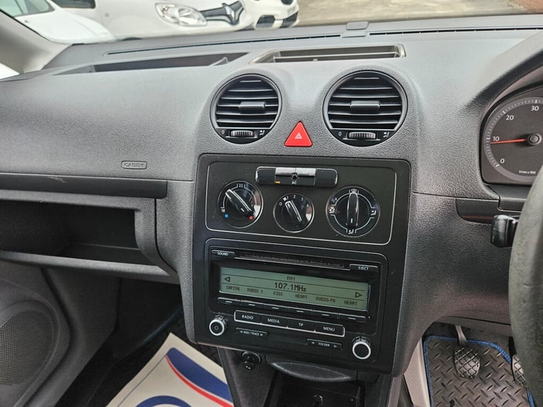 2009 Volkswagen Caddy 2.0SDI PD 69PS Van PANEL VAN DIESEL Manual