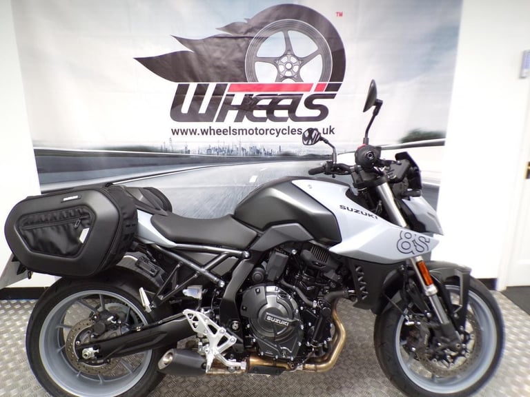 2025 SUZUKI GSX-8S CURRENT DEMO NOW AVAILABLE FOR SALE