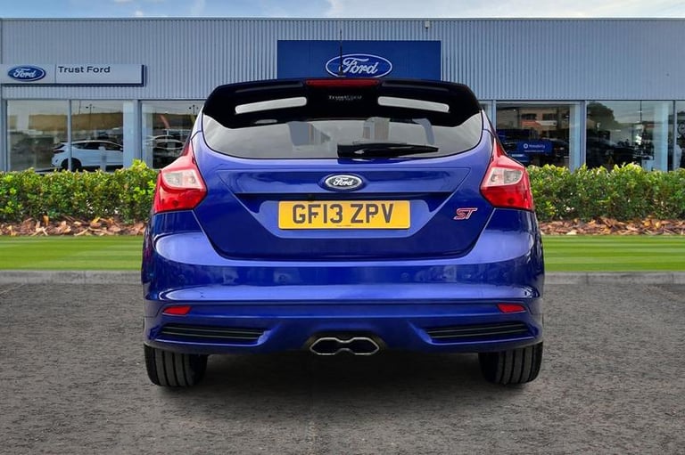2013 Ford Focus 2.0T ST-3 5dr HATCHBACK PETROL Manual