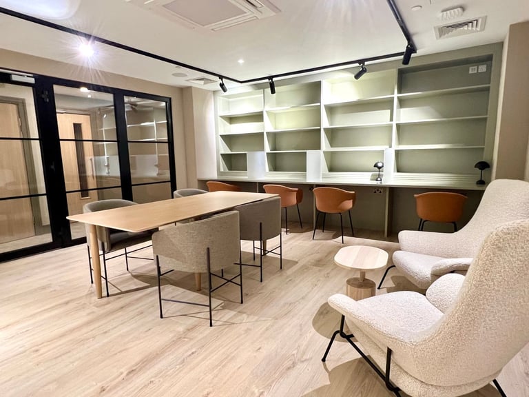 🏡 Modern 1-Bed Flat + Gym & Cinema | Flexible Tenancy | Co Lets & Subletters – Raynes Park SW20