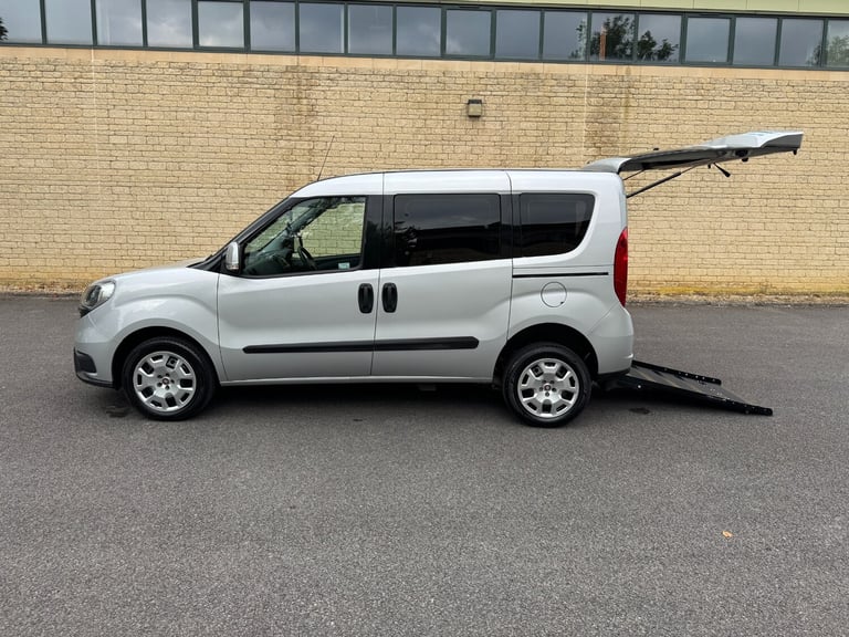 2018 Fiat Doblo 1.4 16V Easy 5dr Wheelchair Accessible Vehicle  MPV Petrol Manual