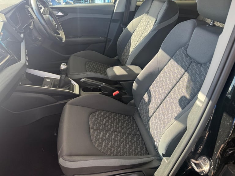 2018 Audi A1 1.0 TFSI 30 Sport Sportback Euro 6 (s/s) 5dr HATCHBACK Petrol Manual