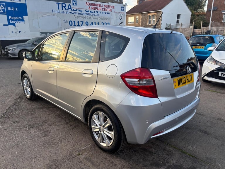 2013 Honda Jazz 1.4 i-VTEC ES Euro 5 5dr HATCHBACK Petrol Manual