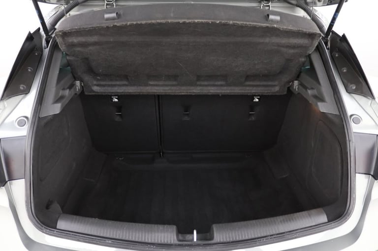 2020 Vauxhall Astra 1.5 Turbo D SRi VX-Line Nav 5dr Auto HATCHBACK DIESEL Automatic