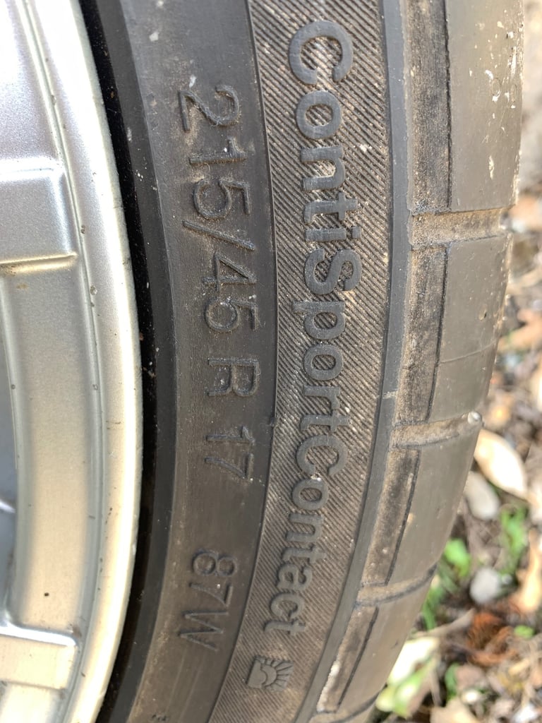 Ford Focus mk1 alloy wheel aez make