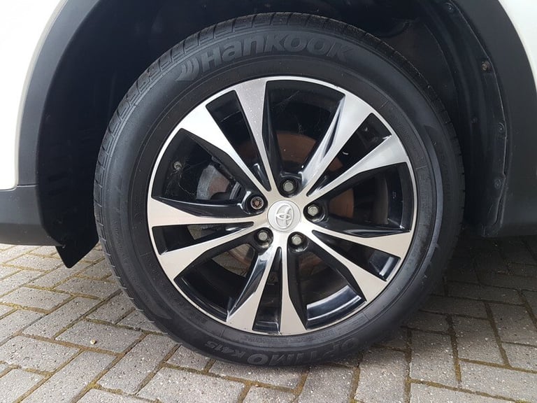 Toyota RAV4 D-4D INVINCIBLE AWD