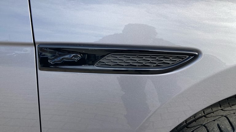2024 Jaguar F-Pace 2.0 P400e R-Dynamic SE Black 5dr Auto AWD Estate Estate Hybrid Automatic