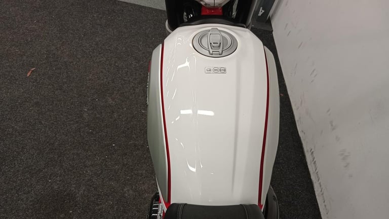 DUCATI SCRAMBLER DESERT SLED ** 12 MONTH MOT - ONE FORMER KEEPER - TAIL TIDY ** 