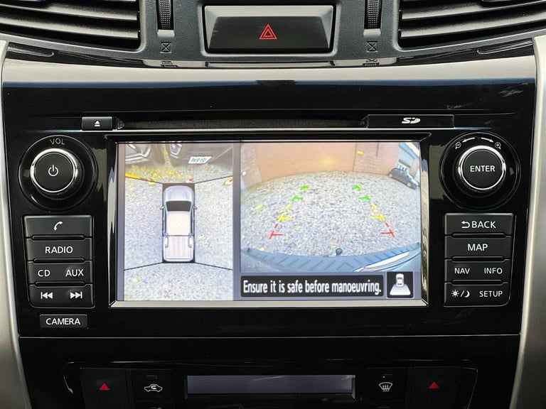 2017 Nissan Navara Double Cab Pick Up Tekna 2.3dCi 190 4WD PICK UP DIESEL Manual