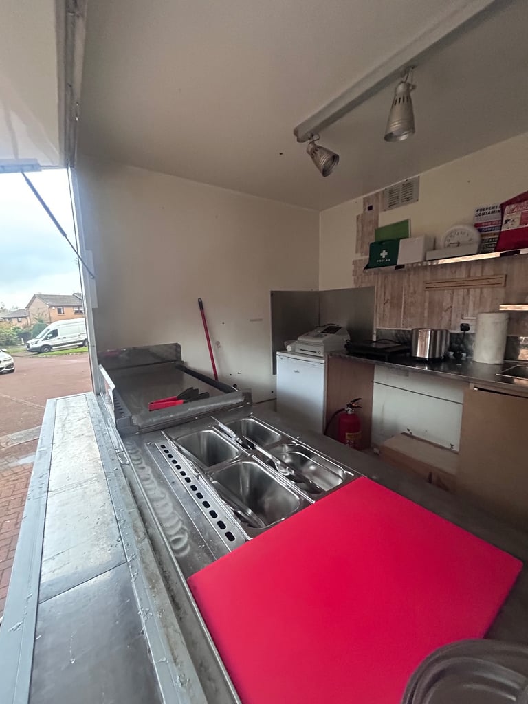 Snack bar food truck burger van 