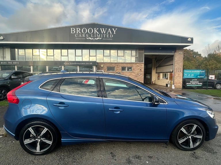 2018 Volvo V40 2.0 T2 R-Design Nav Plus Euro 6 (s/s) 5dr HATCHBACK Petrol Manual