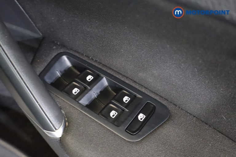 2018 Volkswagen Golf 1.5 TSI EVO SE [Nav] 5dr DSG Hatchback Petrol Automatic