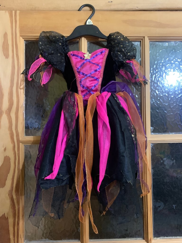 image for Various costumes for 1-3 year old girl