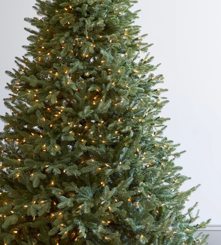 Artificial Balsam Hill Christmas Tree 7’