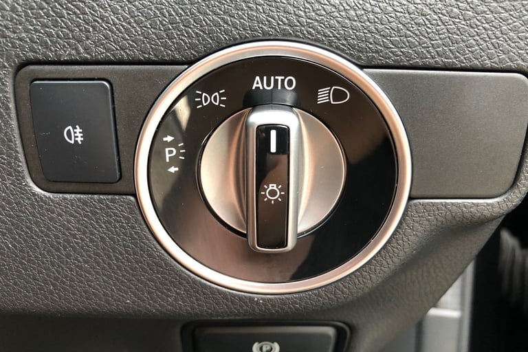 2018 Mercedes-Benz A-Class A200 WhiteArt 5dr Auto Hatchback PETROL Automatic