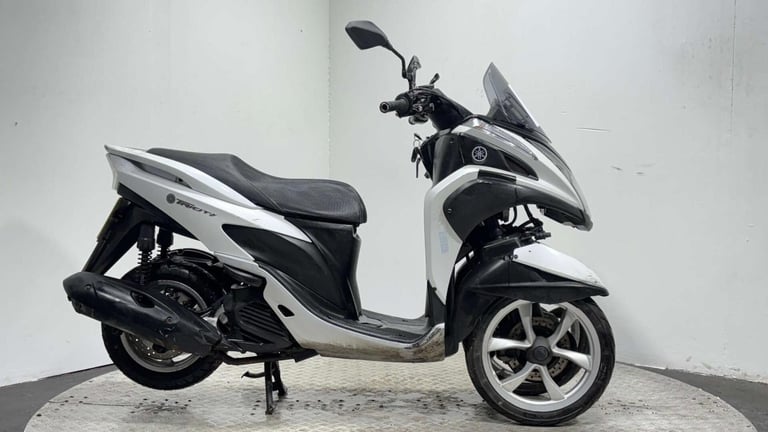 Yamaha Tricity [Phone number removed]K NON RUNNING PROJECT SCOOTER 125CC TRIKE 3 WHEELER