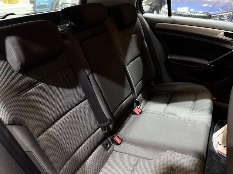 2015 Volkswagen Golf 1.6 TDI 105 Match 5dr HATCHBACK DIESEL Manual