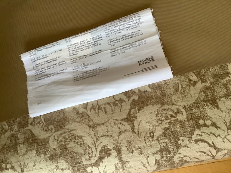 Beautiful Marks & Spencer 2 seat sofa & 2 Chairs