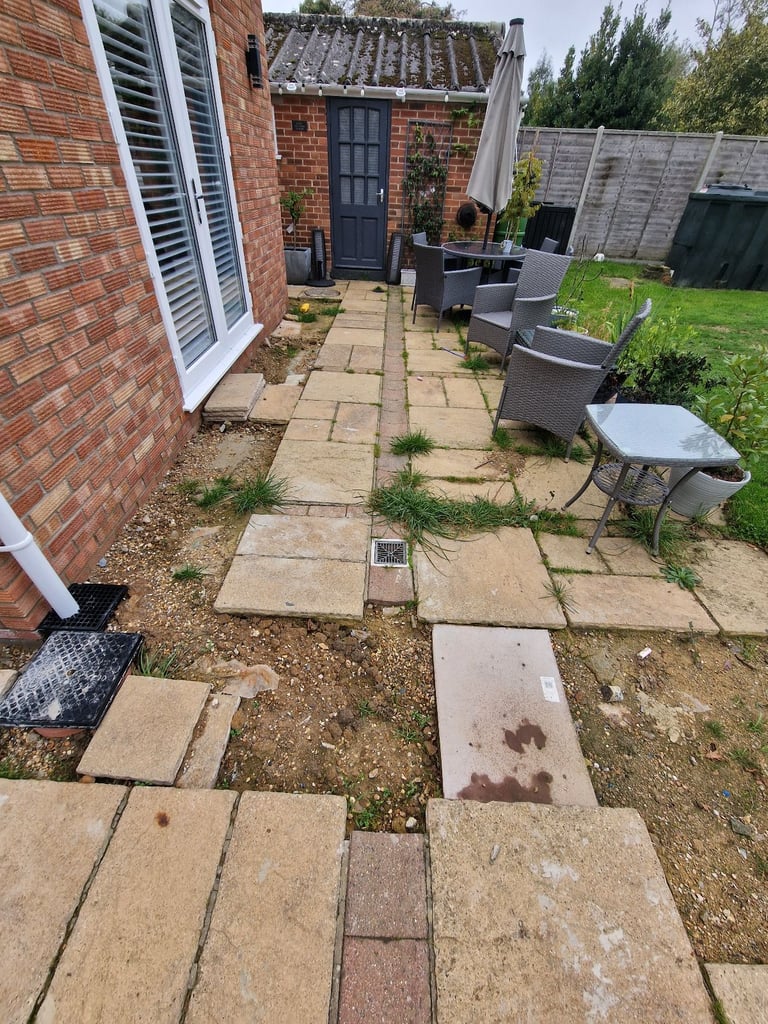 Drainage pavers x 50