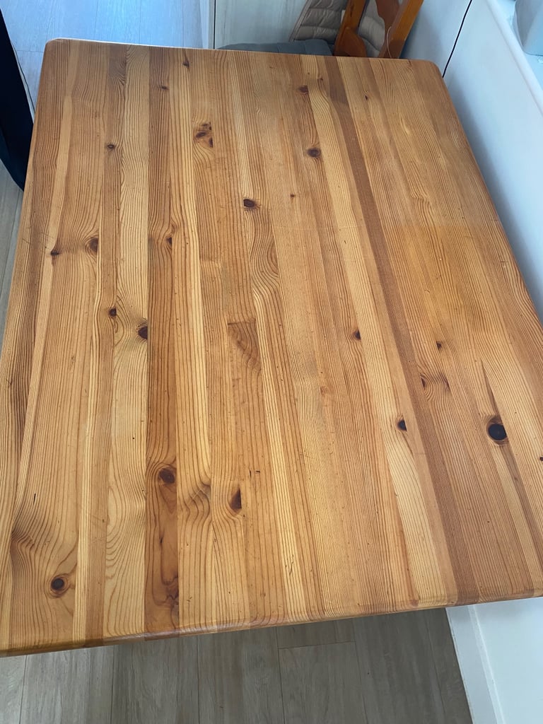 Pine dining table 
