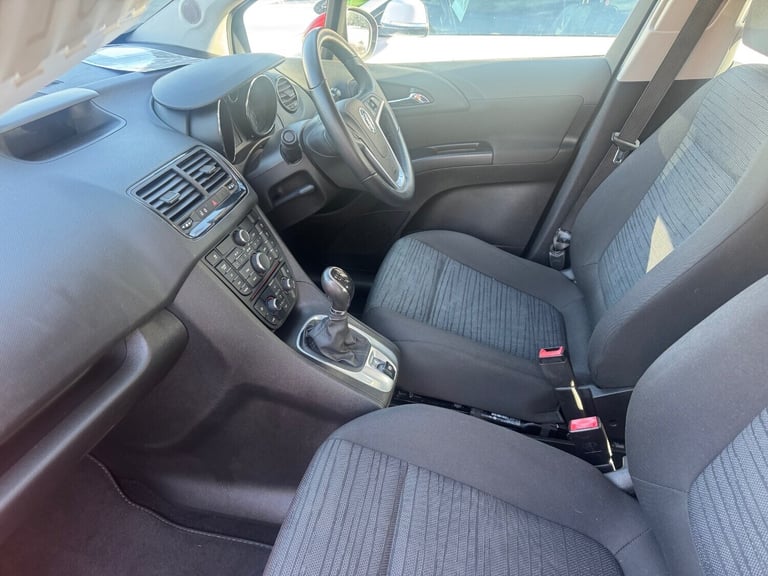 2015 Vauxhall Meriva 1.4i 16V Life 5dr MPV Petrol Manual