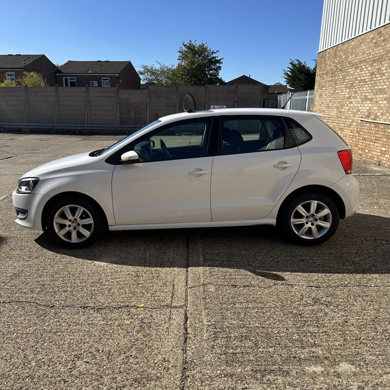 VOLKSWAGEN POLO 1.2 SE White Manual Petrol 2009