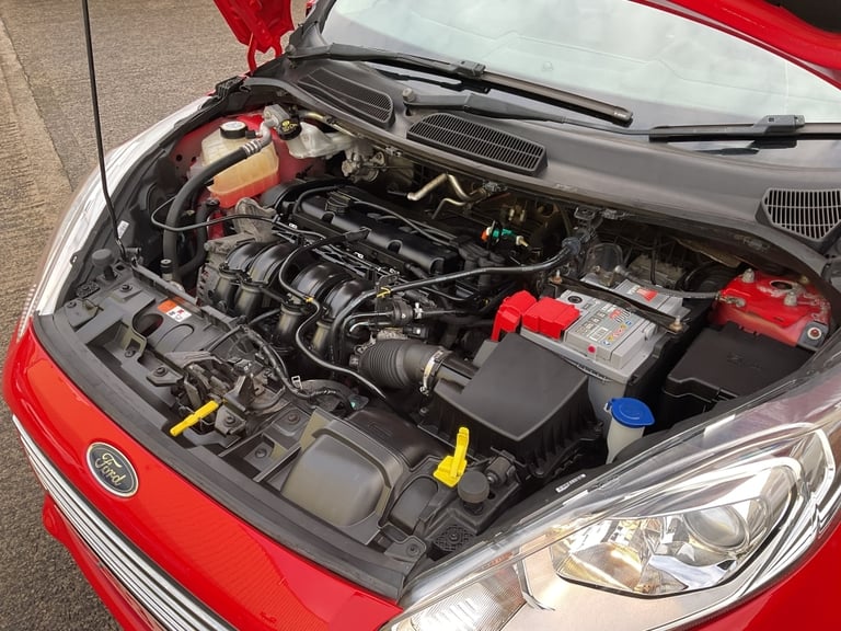 2014 Ford Fiesta 1.2 ZETEC 3DR Manual Hatchback Petrol Manual