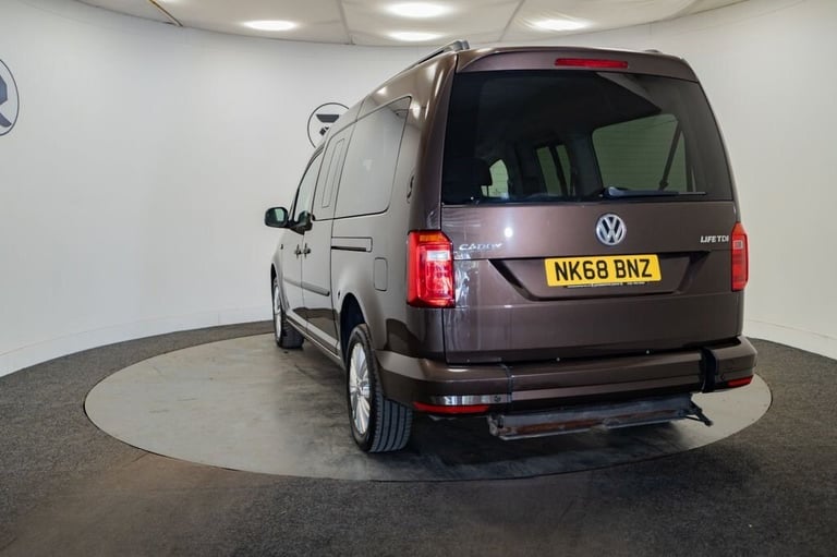 2018 68 VOLKSWAGEN CADDY MAXI 2.0 TDI C20 MAXI COMBI VAN 5DR DIESEL MANUAL FWD (