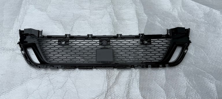 Land Rover Discovery Sport L550 Front Bumper Grill LK72-17F791-F Genuine.