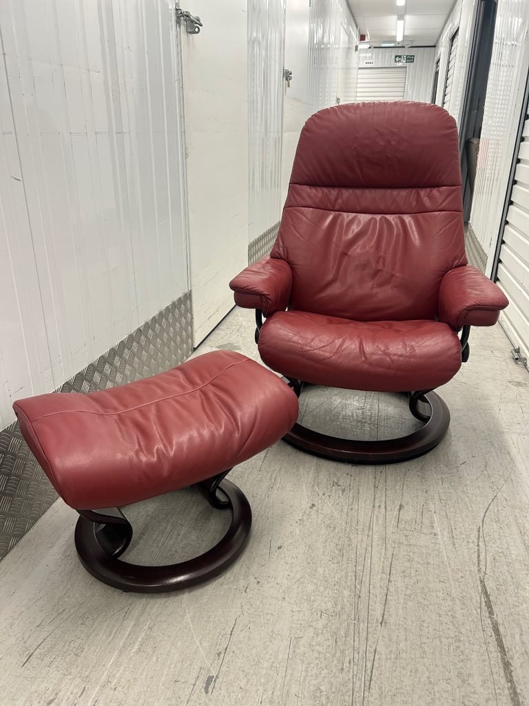 Ekornes Stressless Sunrise Recliner Red Leather Chair & Footstool - Medium Size