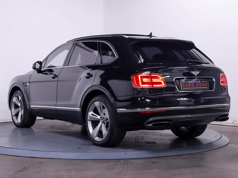 2017 Bentley Bentayga 6.0 W12 SUV 5dr Petrol Auto 4WD Euro 6 (s/s) (608 ps) ESTATE Petrol Automatic