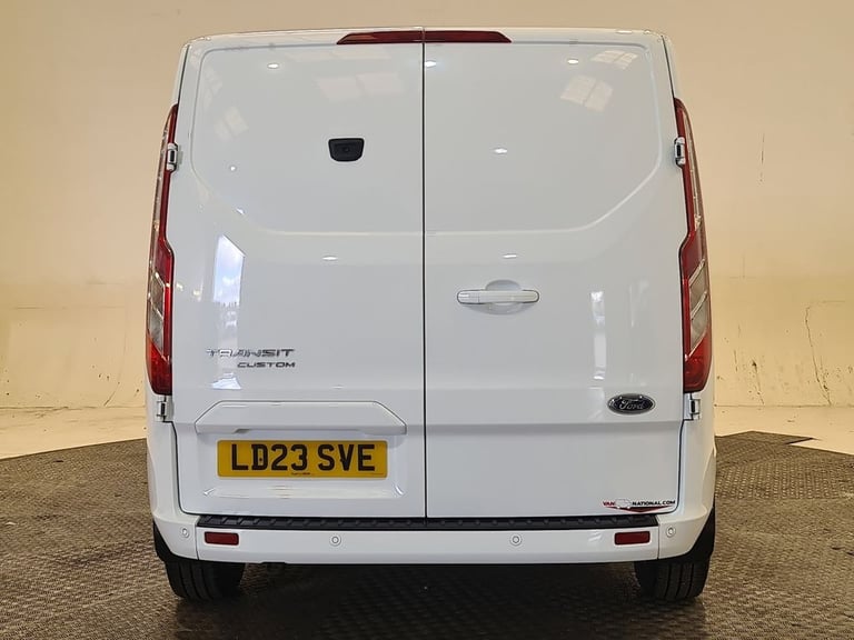 FORD TRANSIT CUSTOM 2.0 300 ECOBLUE LIMITED P/V L1 H1 170 BHP SWB DIESEL