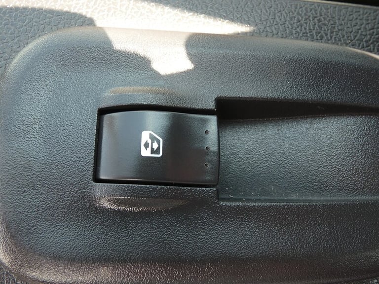 2016 16 NISSAN NV400 2.3DCI L1H1 SWB LOW ROOF ONLY 94K