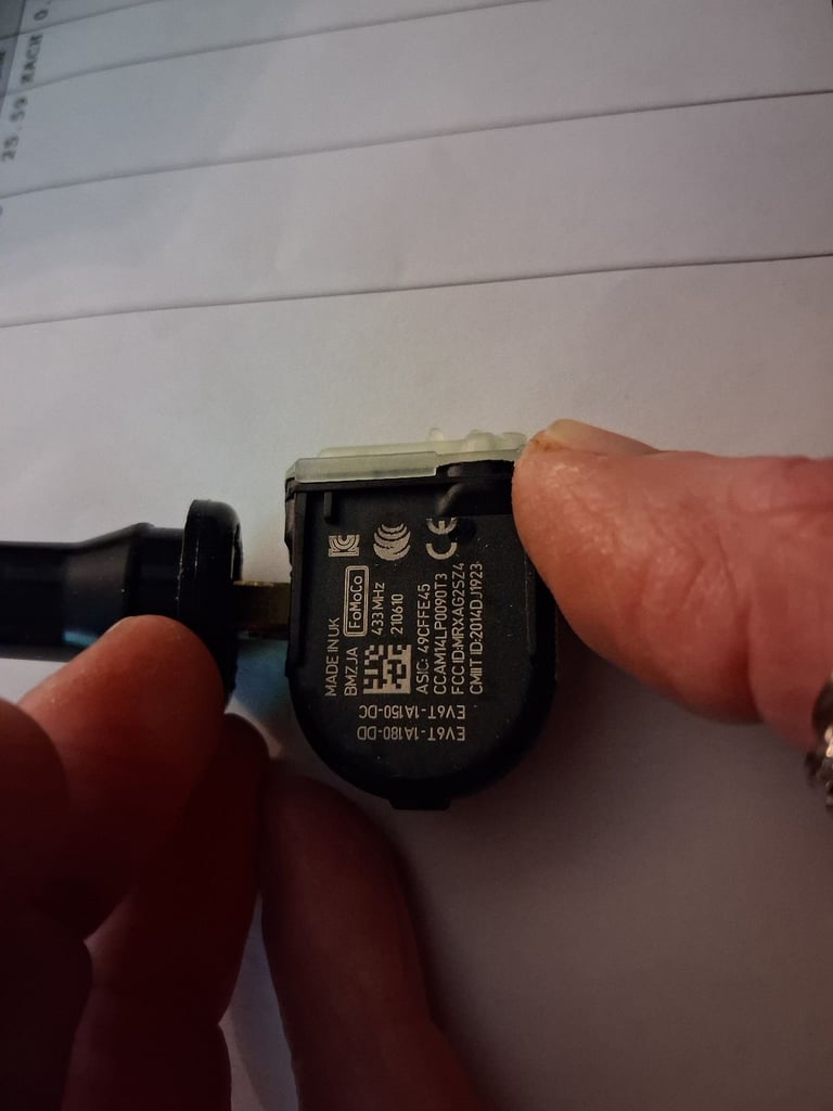 Ford Ecosport 2015 model tyre pressure sensor monitor brand new