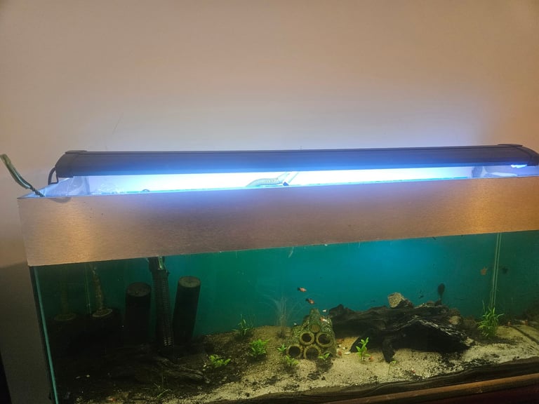 Aquarium overhead light 120cm