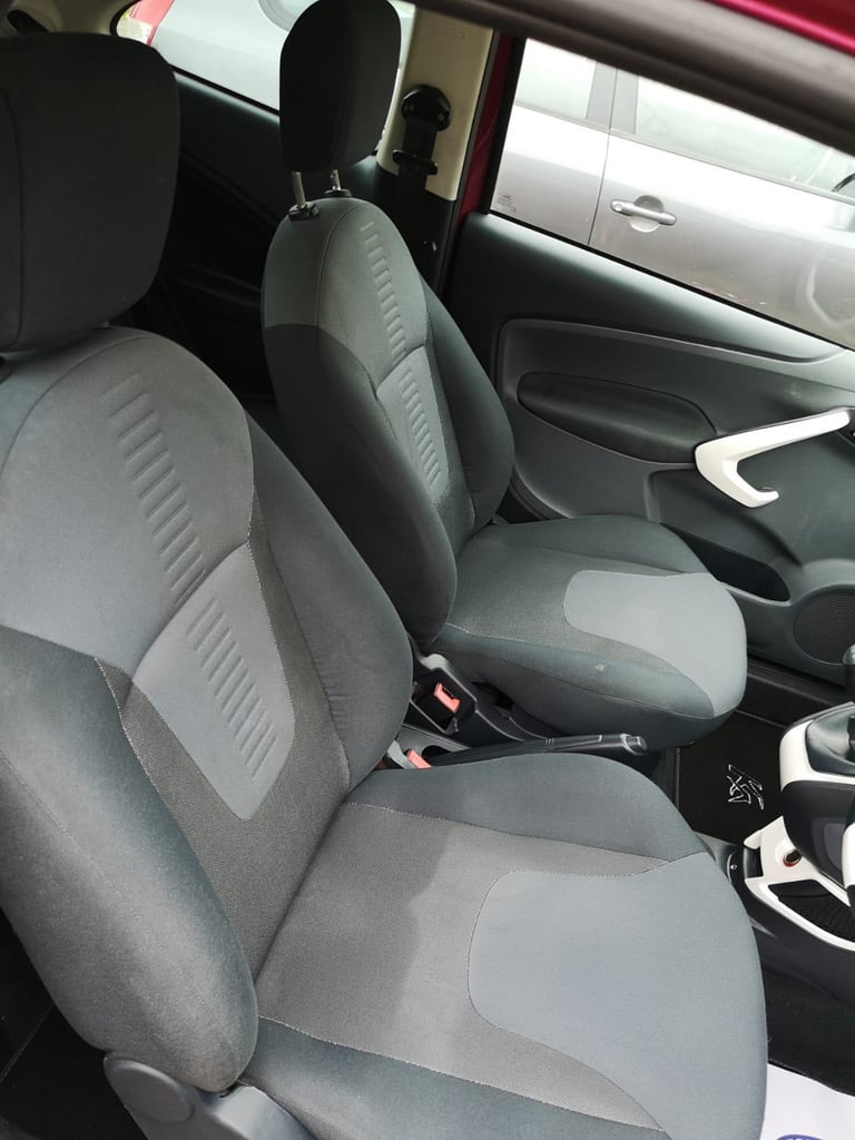 2011 Ford Ka Zetec 1.3 £35 Tax Low Miles 67k Full Mot 4/10/2026 Rust Free….