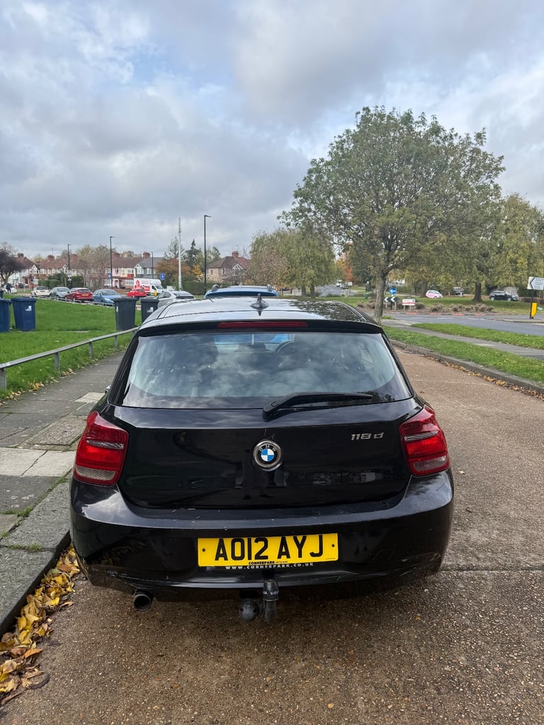 BMW, 1 SERIES, Hatchback, 2012, Manual, 1995 (cc), 5 doors