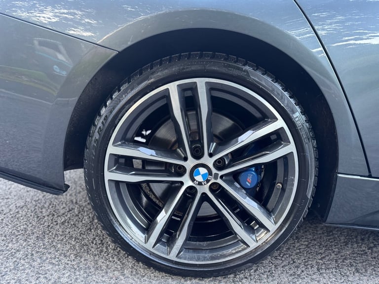 2018 BMW 3 Series 330d xDrive M Sport Shadow Edition 4dr Step Auto SALOON Diesel Automatic