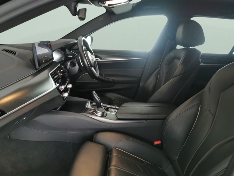 2021 BMW 5 Series 2.0 520d MHT M Sport Touring 5dr Diesel Hybrid Steptronic Euro 6 (s/s) (190 Est...