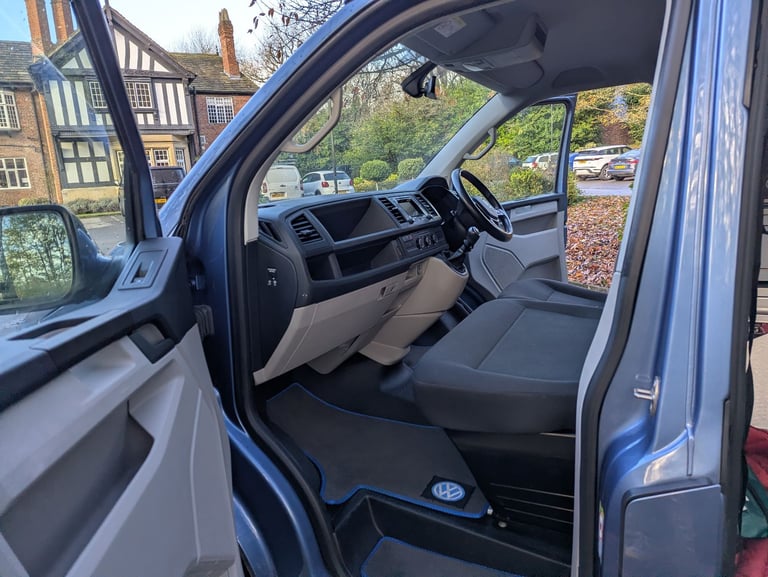 VW Transporter T6 Campervan T28