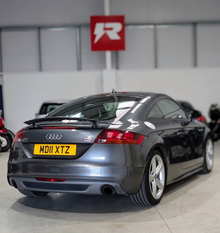 2011 AUDI TT 2.0 TFSI Quattro S-Line S-Tronic, 2 owners, daytona grey, alcantara