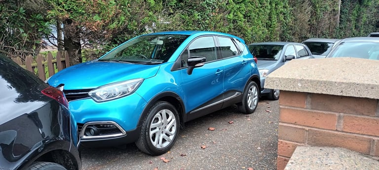 Renault, CAPTUR, Hatchback, 2015, Manual, 1461 (cc), 5 doors