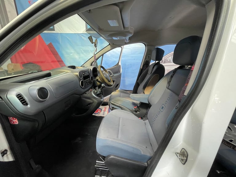2009 Citroen Berlingo Berlingo Multispace VTR HDi 75 Camper DIESEL Manual