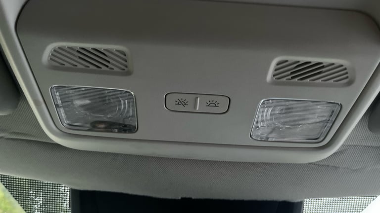 2022 Ford Tourneo Custom Transit Custom Tourneo L2 Diesel Fwd 2.0 EcoBlue 130ps L/R 8 Seater Tita...