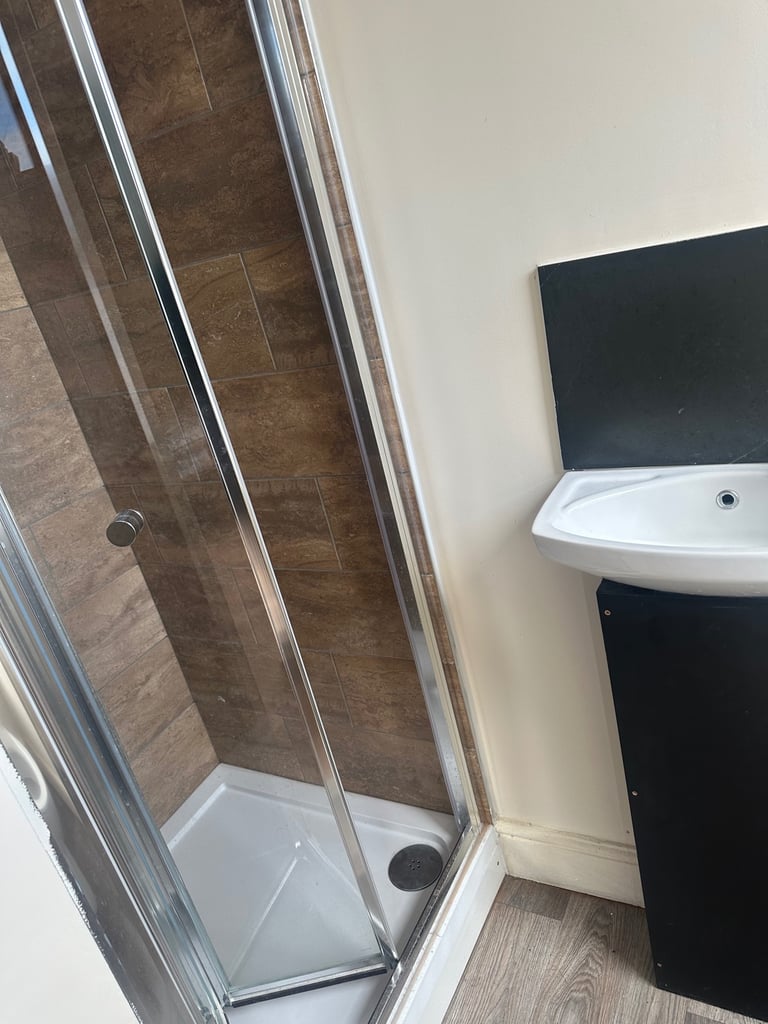 STUDIO FLAT TO RENT / All Bills Included / WF1 / Furnished / For Let / Wakefield