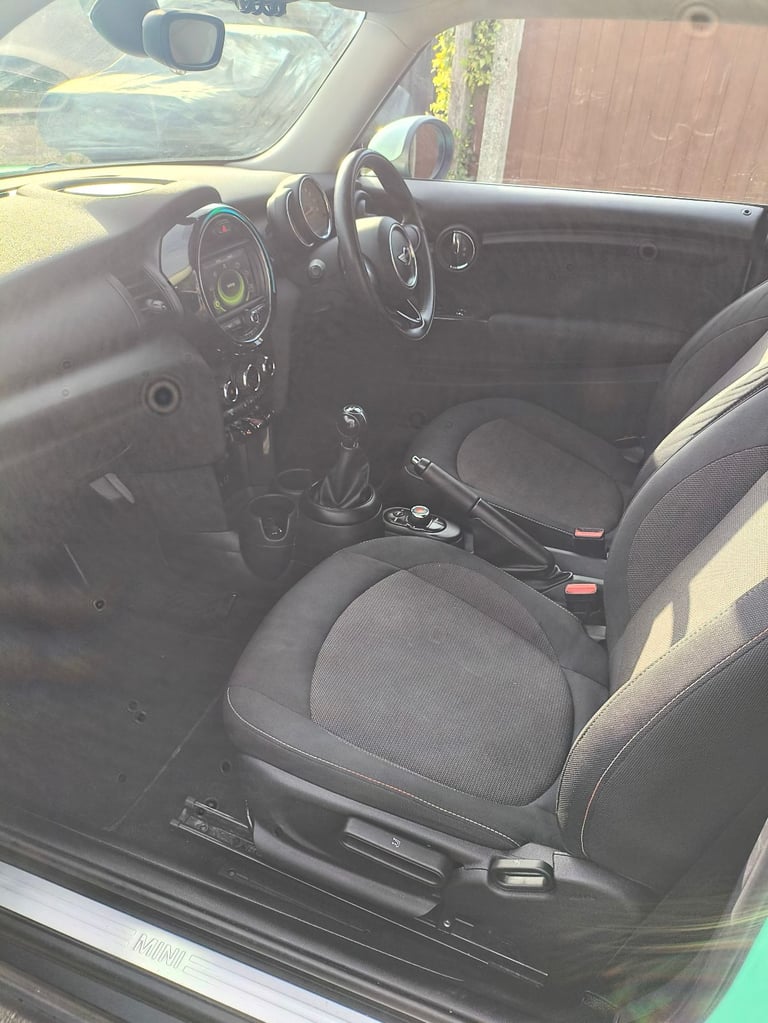 Mini One 2017, Manual, 1198 (cc), 3 doors