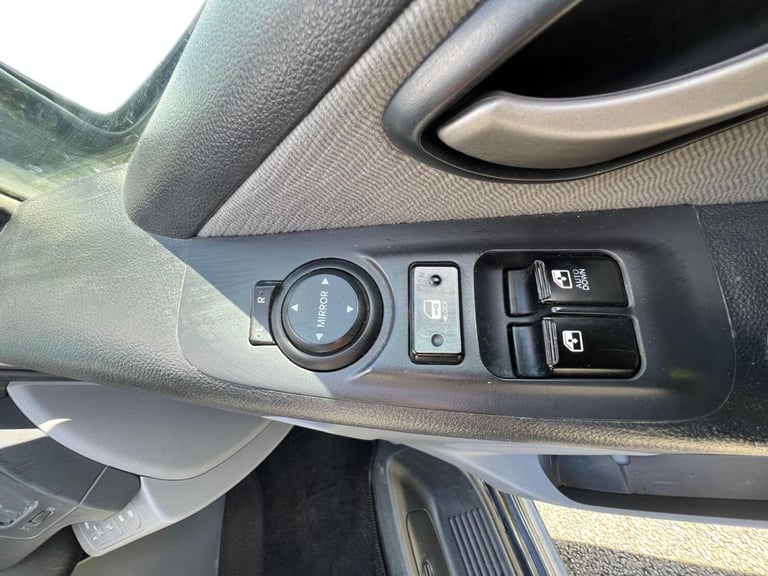 HYUNDAI I800 2.5 CRDi SE 2017